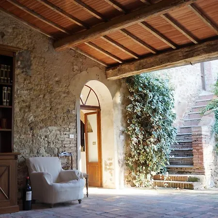 Sleeps 10 Pool Wifi Holiday home *